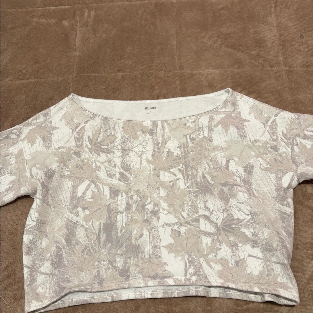 Hollister Women's Camo Cropped Sweater off the shoulder